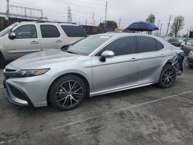 4T1G31AK2PU608340 - 2023 TOYOTA CAMRY SE NIGHT SHADE SILVER photo 1