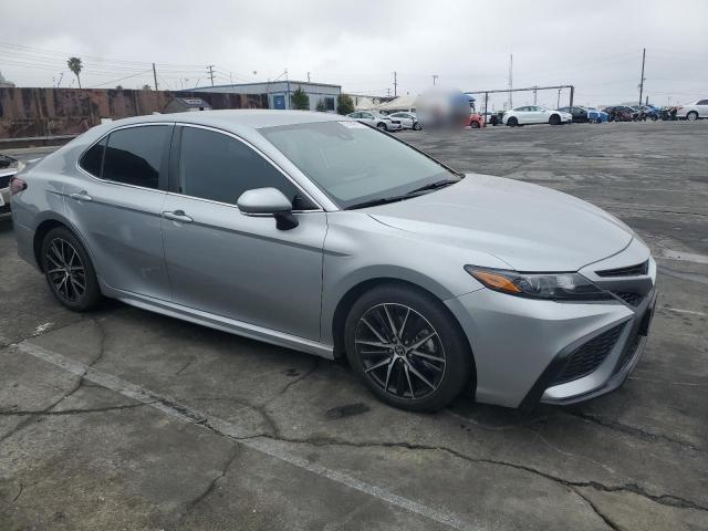 4T1G31AK2PU608340 - 2023 TOYOTA CAMRY SE NIGHT SHADE SILVER photo 4