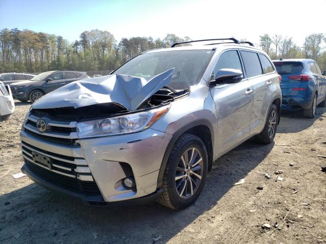 2017 TOYOTA HIGHLANDER SE, 