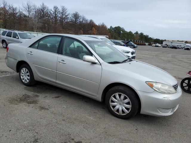 4T1BE32K25U523817 - 2005 TOYOTA CAMRY LE SILVER photo 4