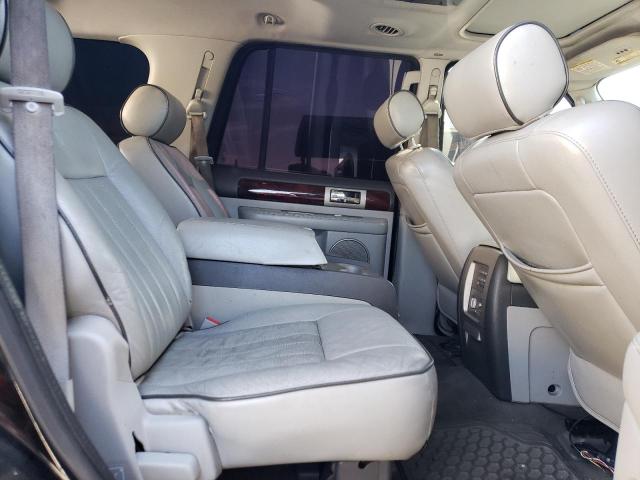 5LMFU27515LJ22442 - 2005 LINCOLN NAVIGATOR შავი ფოტო 11