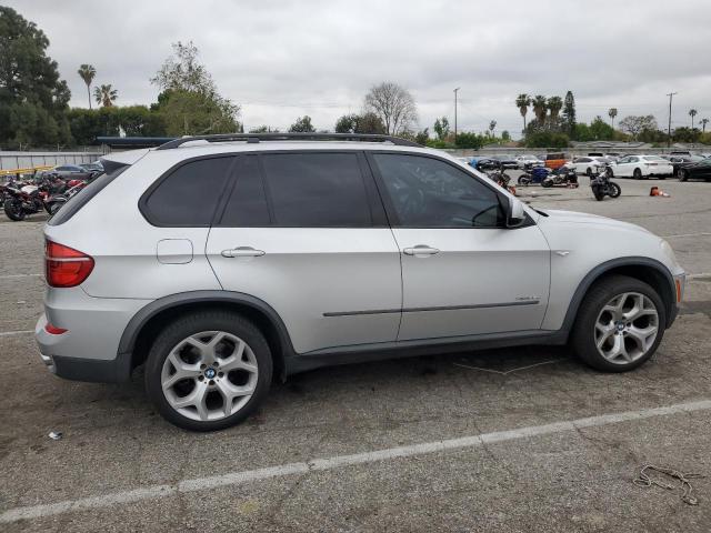 5UXZW0C56BL662372 - 2011 BMW X5 XDRIVE35D SILVER photo 3