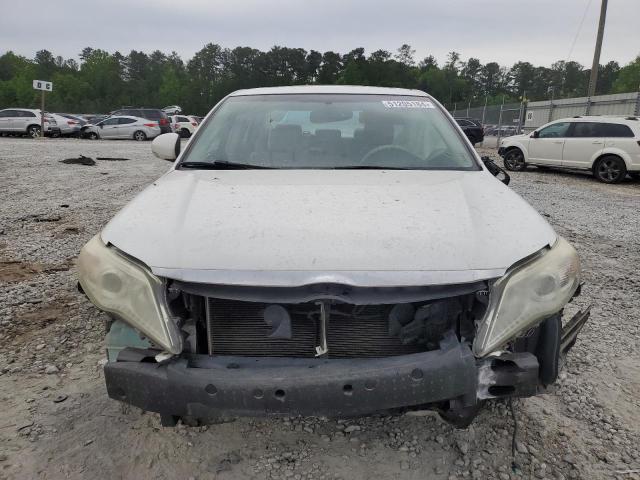 4T1BK3DB8BU414943 - 2011 TOYOTA AVALON BASE WHITE photo 5