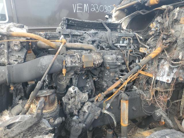 3AKJGLD57FSGF8974 - 2015 FREIGHTLINER CASCADIA 1 Սպիտակ լուսանկար 7