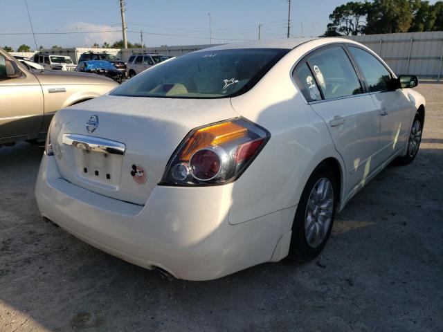 1N4AL2AP6AC108213 - 2010 NISSAN ALTIMA BASE WHITE photo 4