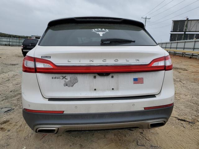2LMTJ6LR9GBL79869 - 2016 LINCOLN MKX RESERVE WHITE photo 6