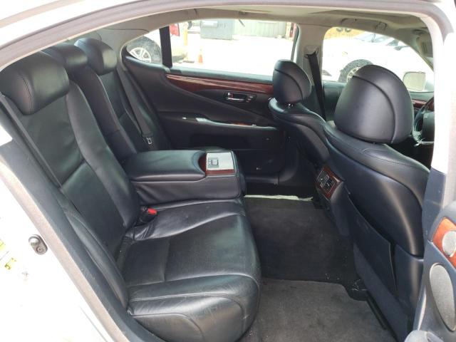 JTHGL46F475014102 - 2007 LEXUS LS 460L SILVER photo 10