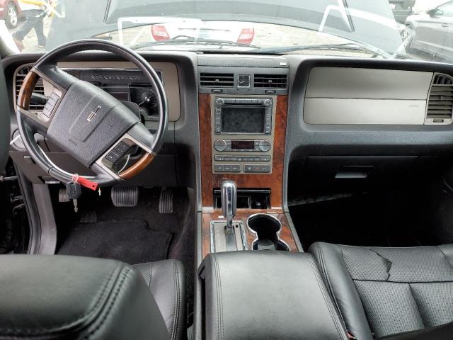5LMJJ2H57CEL03063 - 2012 LINCOLN NAVIGATOR 黑色 照片 8