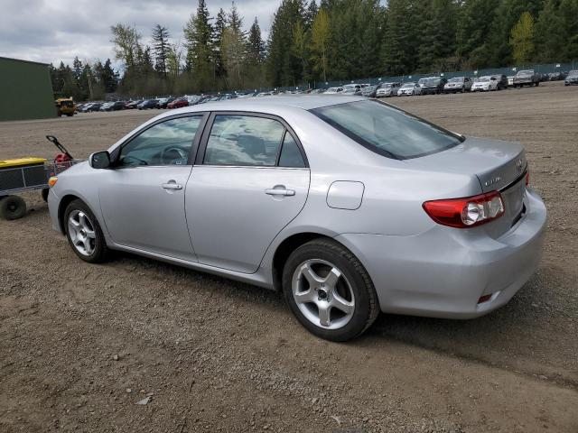 2T1BU4EE9DC060458 - 2013 TOYOTA COROLLA BASE SILVER photo 2