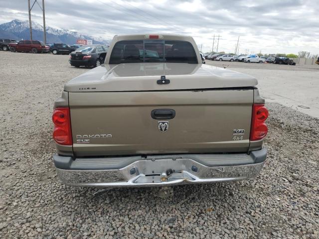 1D7HW42N56S518903 - 2006 DODGE DAKOTA SLT TAN photo 6