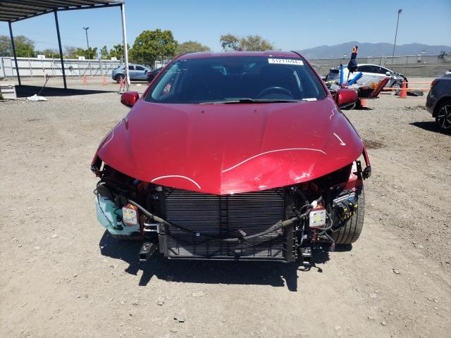 1G1RC6S55JU156161 - 2018 CHEVROLET VOLT LT RED photo 5