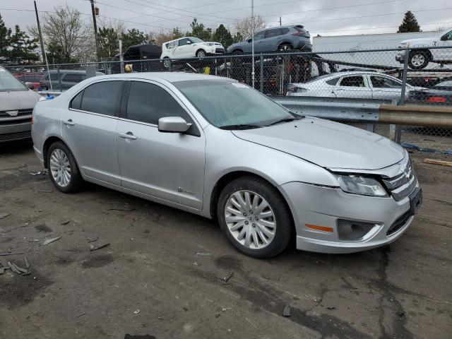 3FADP0L33AR278868 - 2010 FORD FUSION HYBRID SILVER photo 4