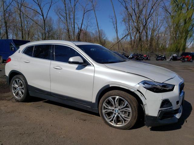 WBXYJ1C03L5P14023 - 2020 BMW X2 XDRIVE28I WHITE photo 4