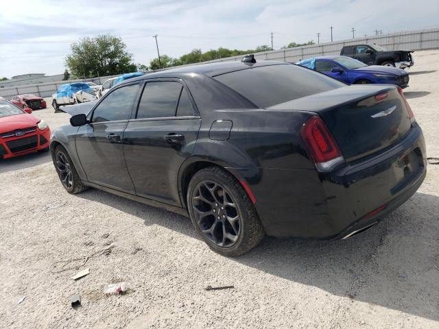 2C3CCABG4KH618154 - 2019 CHRYSLER 300 S BLACK photo 2