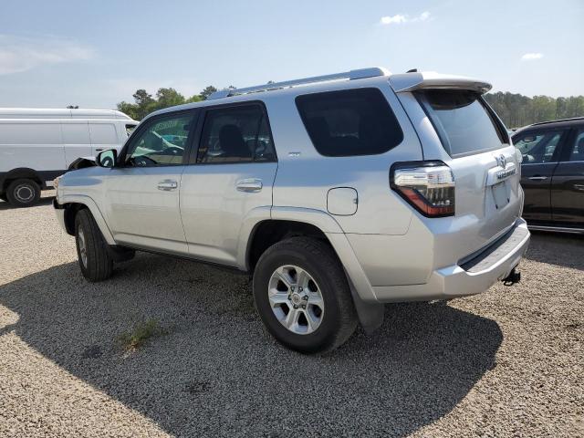 JTEBU5JR2H5415533 - 2017 TOYOTA 4RUNNER SR5/SR5 PREMIUM 银色 照片 2