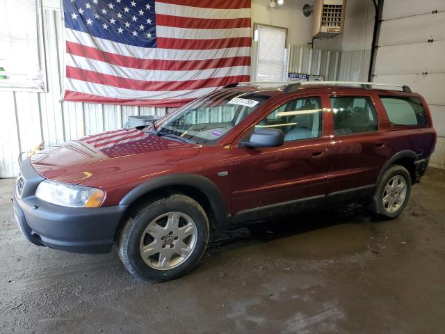 2005 VOLVO XC70, 