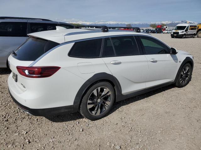 W04GV8SX7J1062381 - 2018 BUICK REGAL TOUR ESSENCE WHITE photo 3