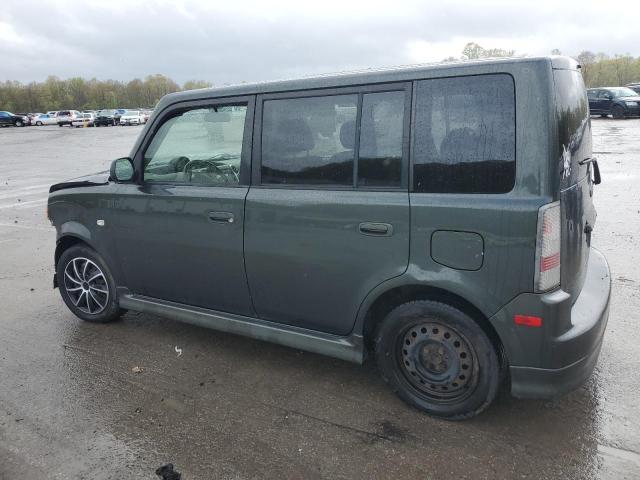 JTLKT324450191936 - 2005 TOYOTA SCION XB GRAY photo 2