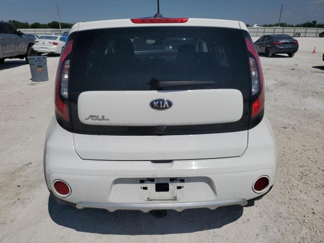 KNDJP3A53J7596855 - 2018 KIA SOUL + WHITE photo 6