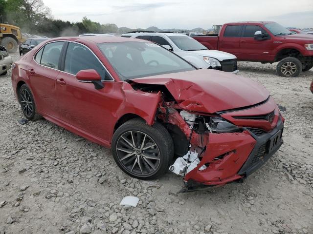 4T1G11AK4PU156154 - 2023 TOYOTA CAMRY SE NIGHT SHADE RED photo 4