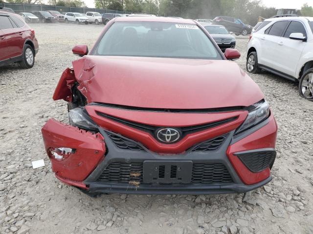 4T1G11AK4PU156154 - 2023 TOYOTA CAMRY SE NIGHT SHADE RED photo 5