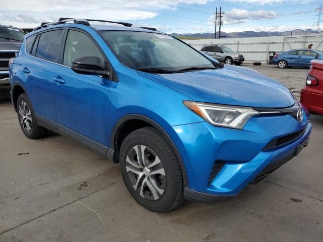 JTMBFREV5GJ070601 - 2016 TOYOTA RAV4 LE BLUE photo 4