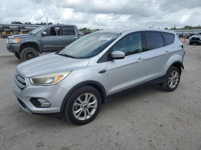 2017 FORD ESCAPE SE, null