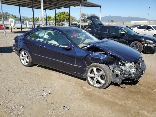 WDBTJ65J94F100050 - 2004 MERCEDES-BENZ CLK 320C BLUE photo 4