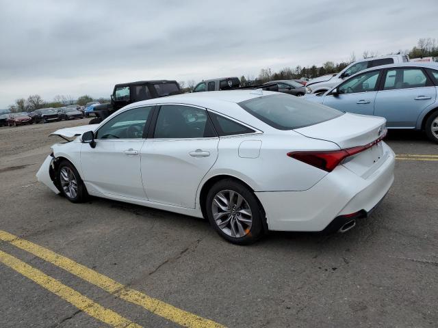 4T1BZ1FB6KU010813 - 2019 TOYOTA AVALON XLE WHITE photo 2