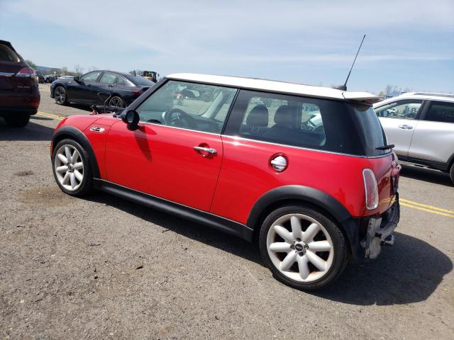 WMWRE33586TL16056 - 2006 MINI COOPER S RED photo 2