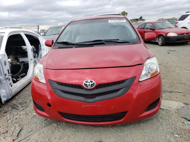 JTDBT923671139906 - 2007 TOYOTA YARIS RED photo 5