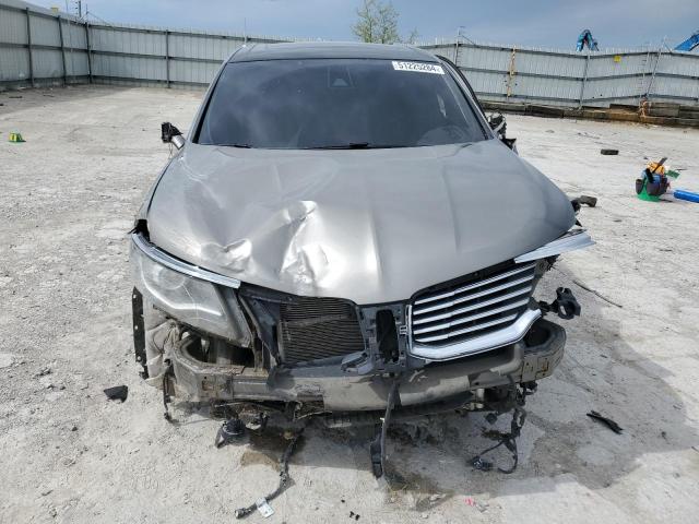 2LMTJ8LR2GBL68238 - 2016 LINCOLN MKX RESERVE 棕色 照片 5