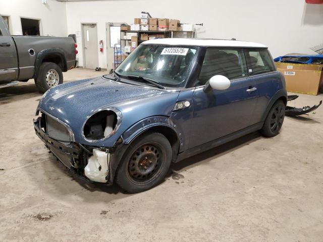 2010 MINI COOPER, 