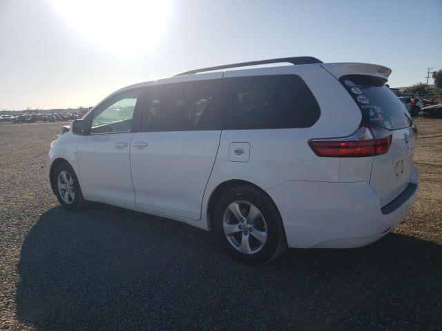 5TDKK3DC2FS630956 - 2015 TOYOTA SIENNA LE WHITE photo 2