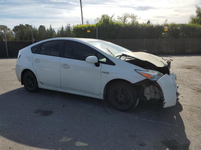 JTDKN3DU2D5603100 - 2013 TOYOTA PRIUS WHITE photo 4