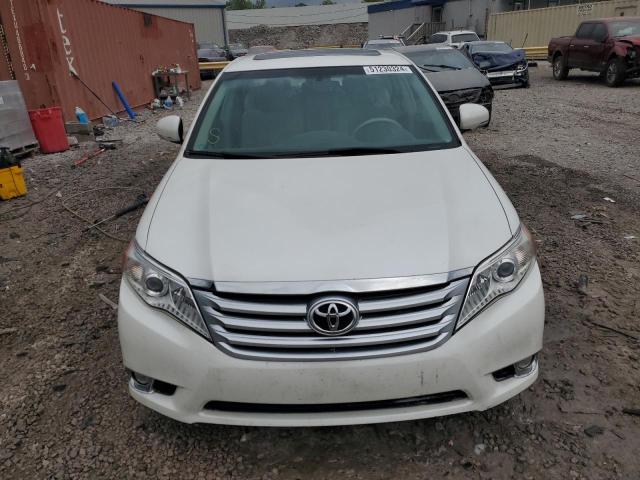 4T1BK3DB2BU381437 - 2011 TOYOTA AVALON BASE WHITE photo 5