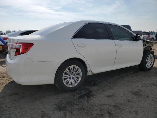 4T4BF1FK6CR229691 - 2012 TOYOTA CAMRY BASE WHITE photo 3