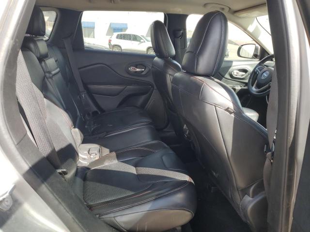 1C4PJMBS8FW641128 - 2015 JEEP CHEROKEE TRAILHAWK SILVER photo 11