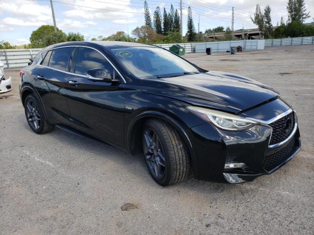 SJKCH5CPXHA015541 - 2017 INFINITI QX30 BASE BLACK photo 4