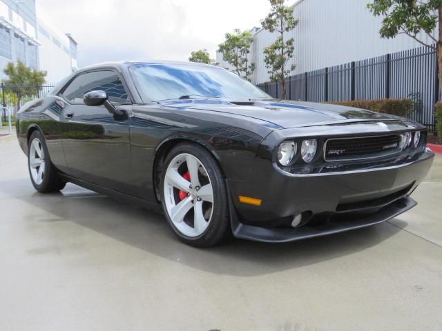 2B3LJ74W28H302271 - 2008 DODGE CHALLENGER SRT-8 BLACK photo 1