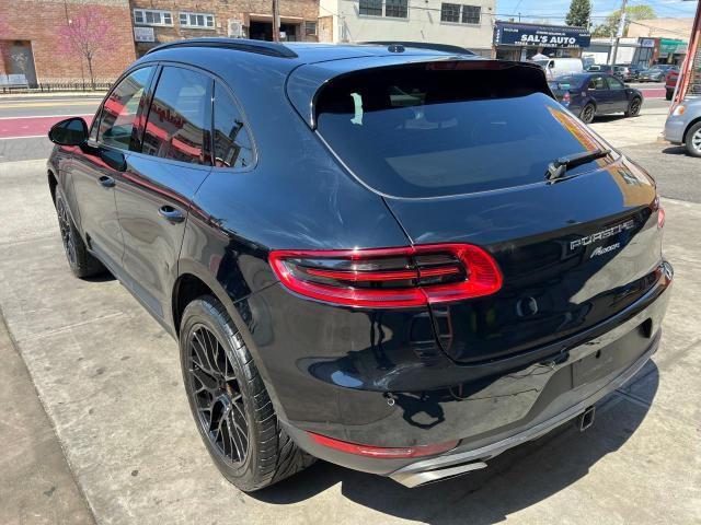 WP1AA2A57HLB01259 - 2017 PORSCHE MACAN BLACK photo 3