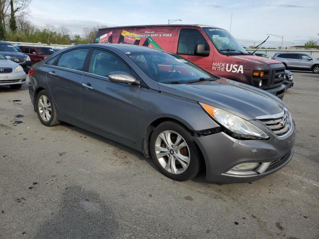 5NPEC4AC5DH687935 - 2013 HYUNDAI SONATA SE GRAY photo 4