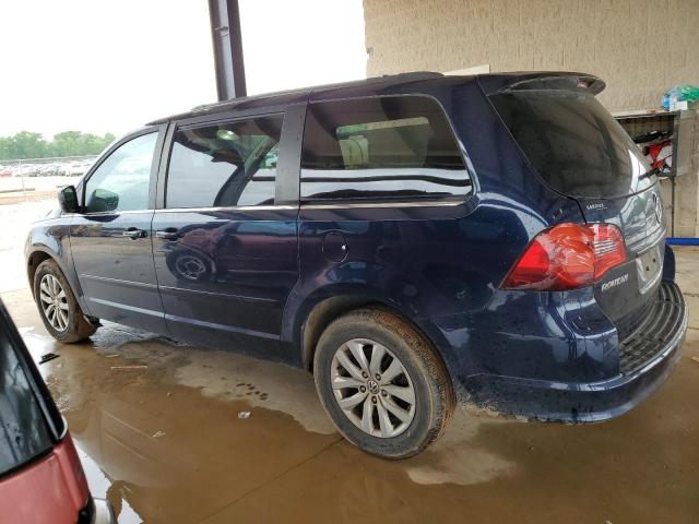 2C4RVABG9DR725651 - 2013 VOLKSWAGEN ROUTAN SE BLUE photo 2