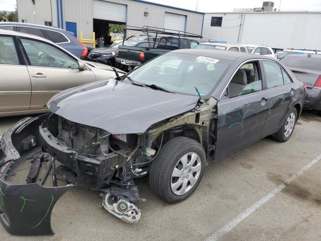 4T1BF3EK0BU628361 - 2011 TOYOTA CAMRY BASE GRAY photo 1