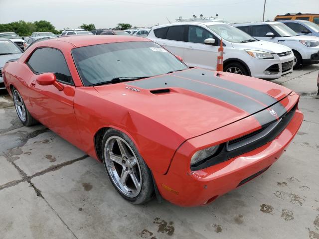 2B3CJ7DWXAH111414 - 2010 DODGE CHALLENGER SRT-8 RED photo 4