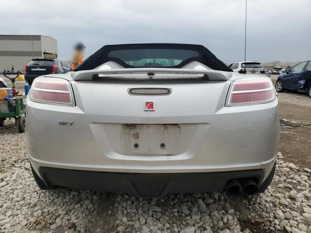 1G8MB35B17Y104526 - 2007 SATURN SKY SILVER photo 6