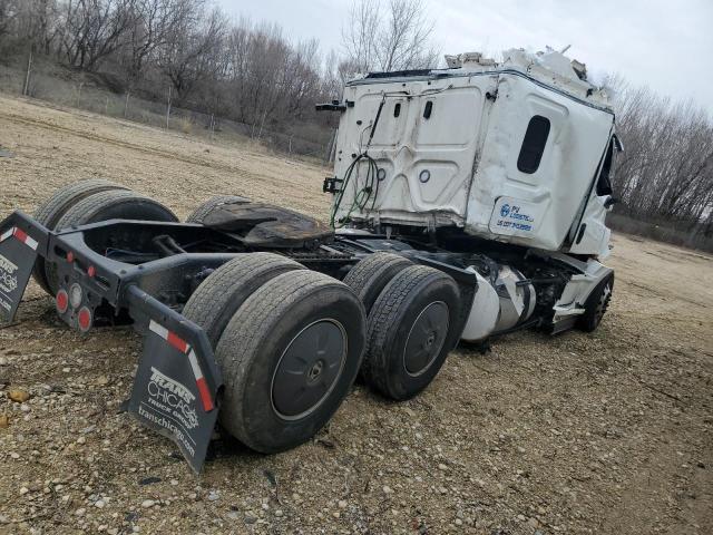 3AKJHHDR6RSVK7411 - 2024 FREIGHTLINER CASCADIA 1 WHITE photo 4