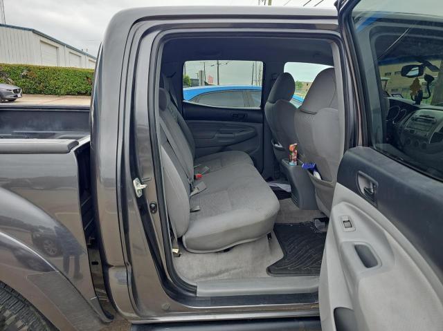 3TMLU4EN2BM077479 - 2011 TOYOTA TACOMA DOUBLE CAB GRAY photo 6