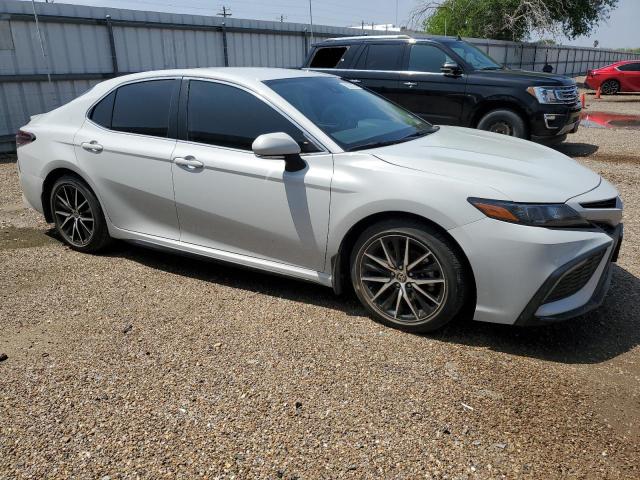 4T1G11AK5PU157569 - 2023 TOYOTA CAMRY SE NIGHT SHADE WHITE photo 4