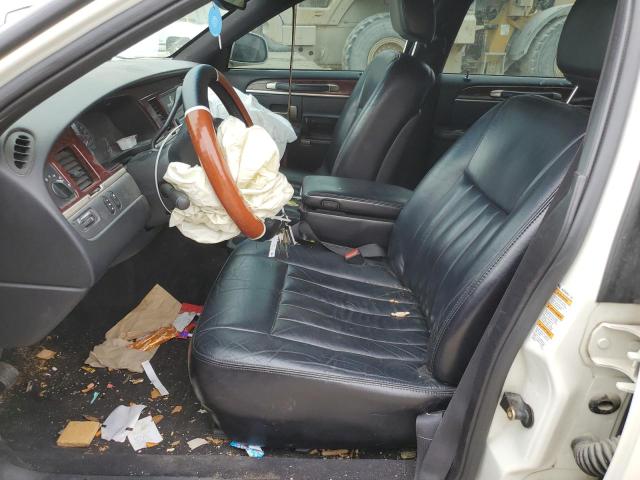1LNHM81WX3Y680077 - 2003 LINCOLN TOWN CAR EXECUTIVE CREAM photo 7